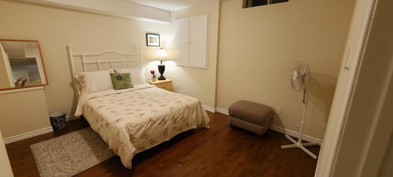 Spacious And Bright Unit With Natural Light. Pickering Exterior foto